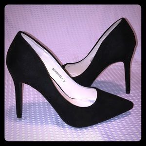 Cape Robin Faux Suede Stiletto Heels Shoes Black 9